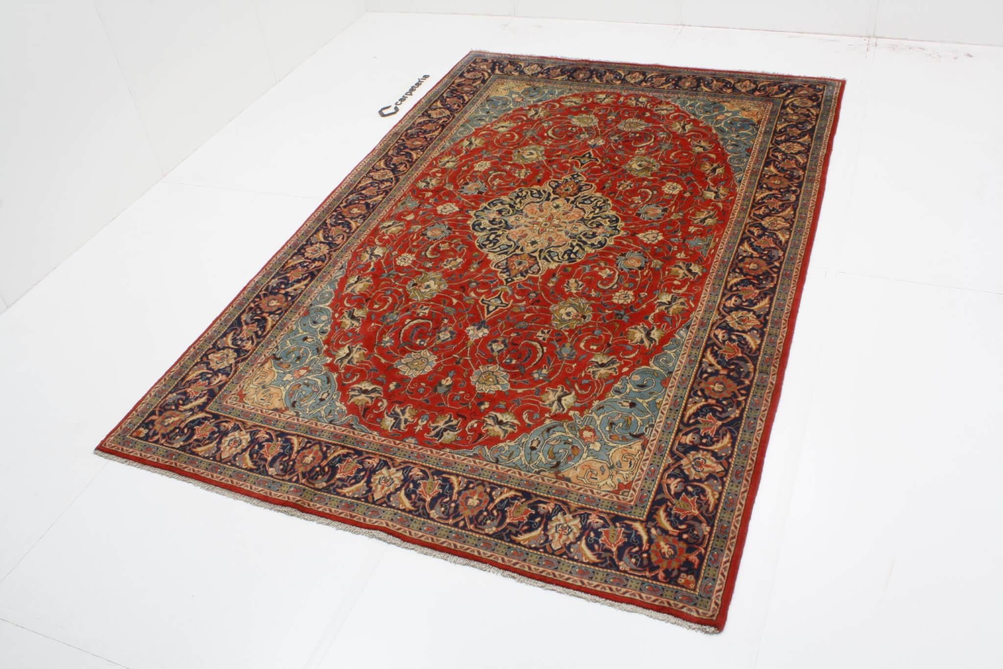 Persian rug Mahal