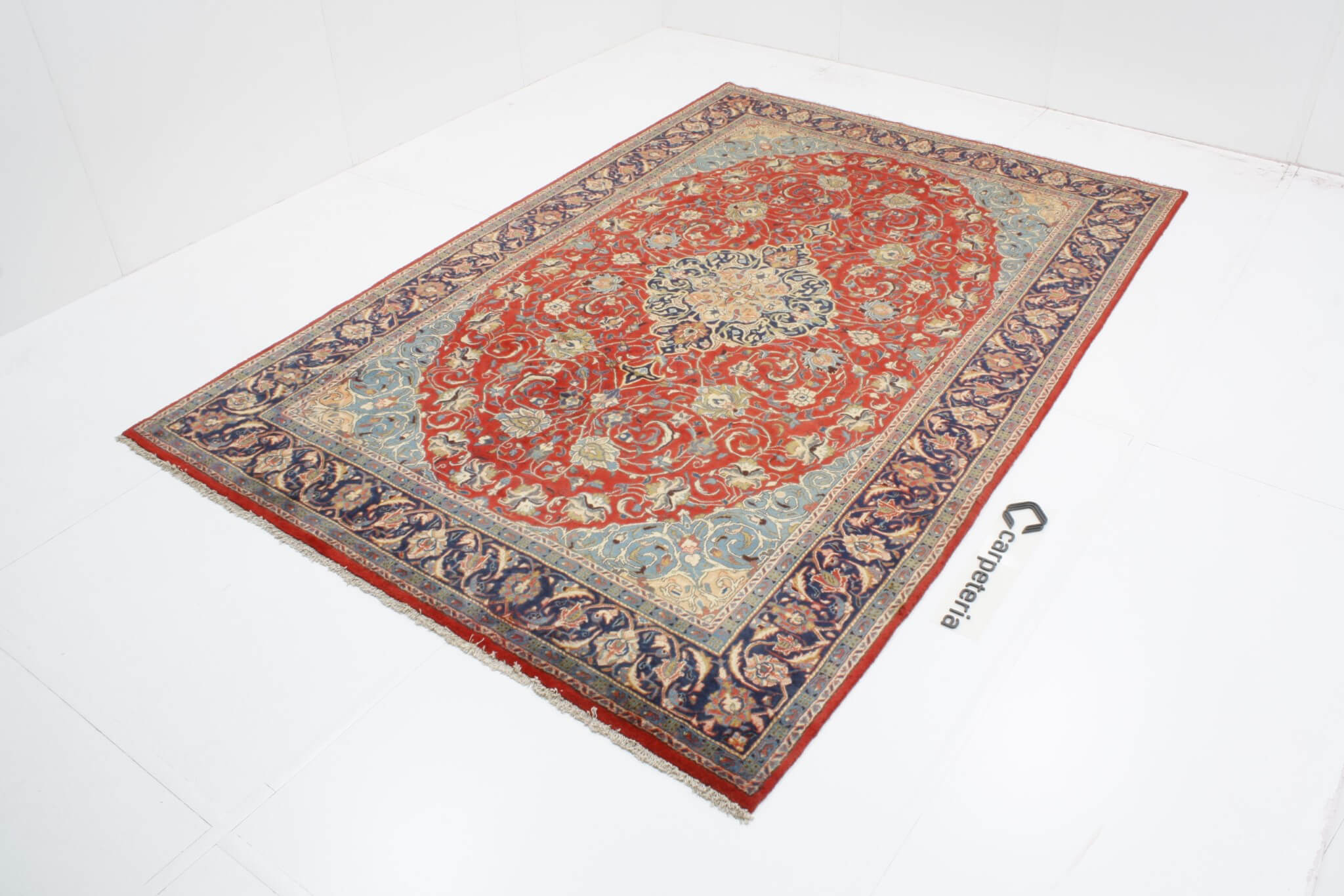 Persian rug Mahal