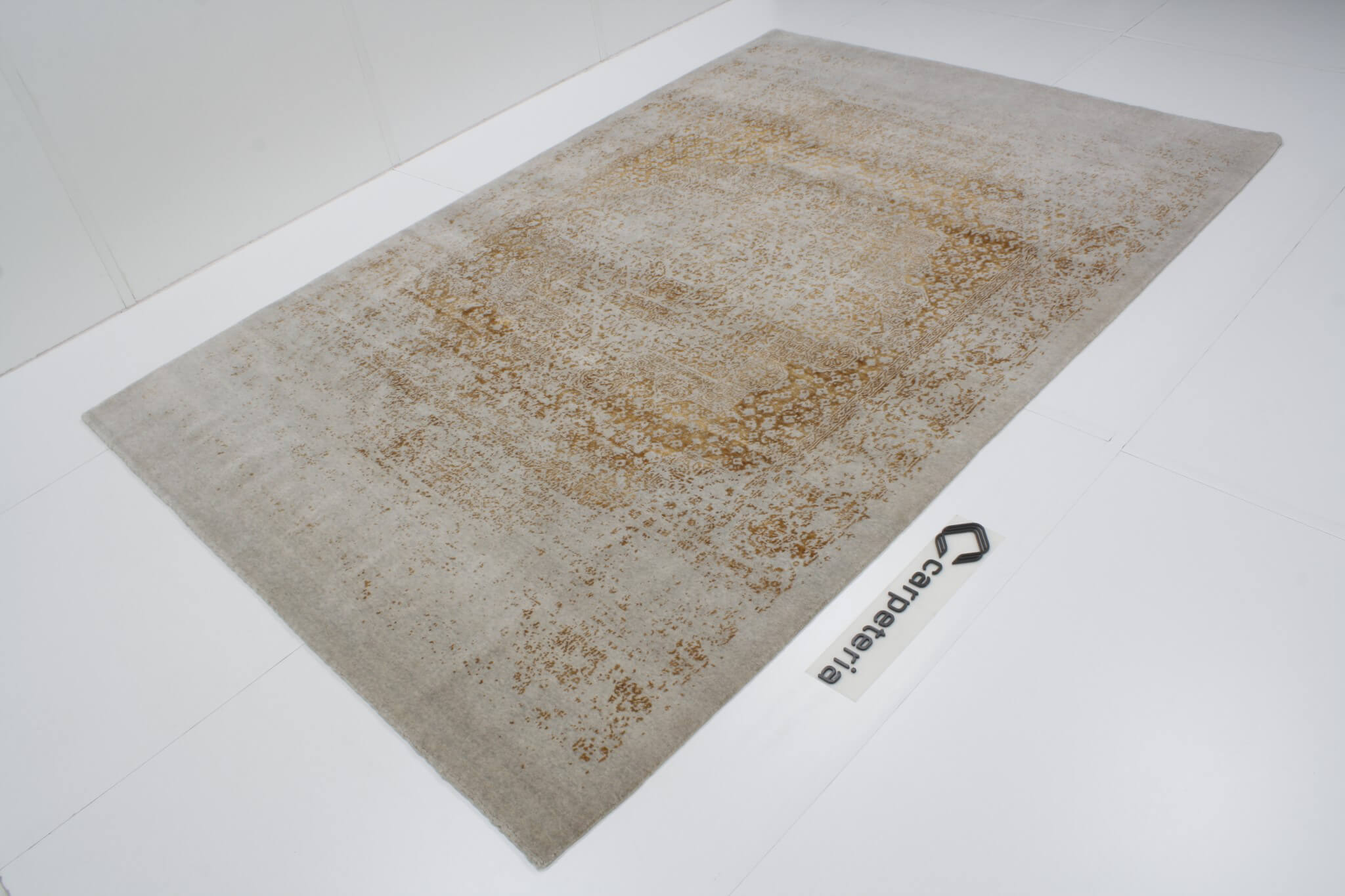 Modern rug Ikat Imperial