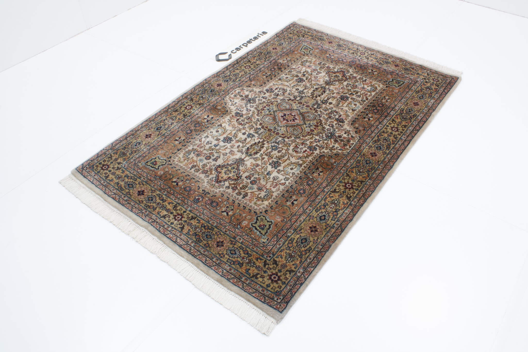 Oriental rug Place Of Winds