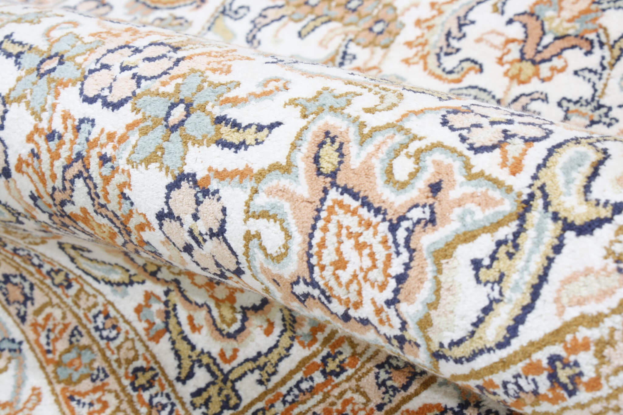 Oriental rug Kashmir Silk Exclusive