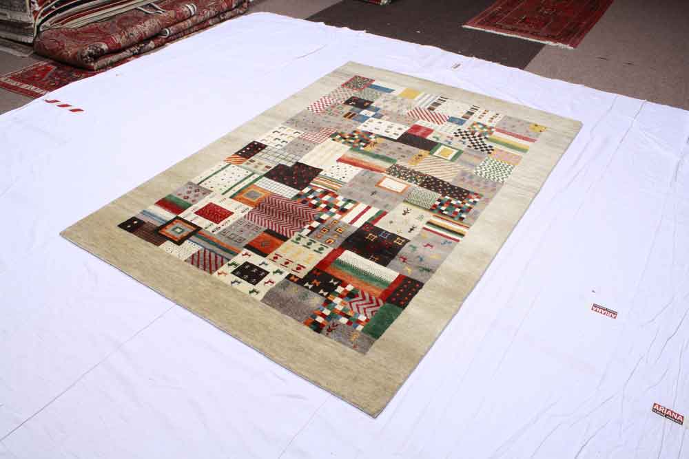 Modern rug Loribaft Royal