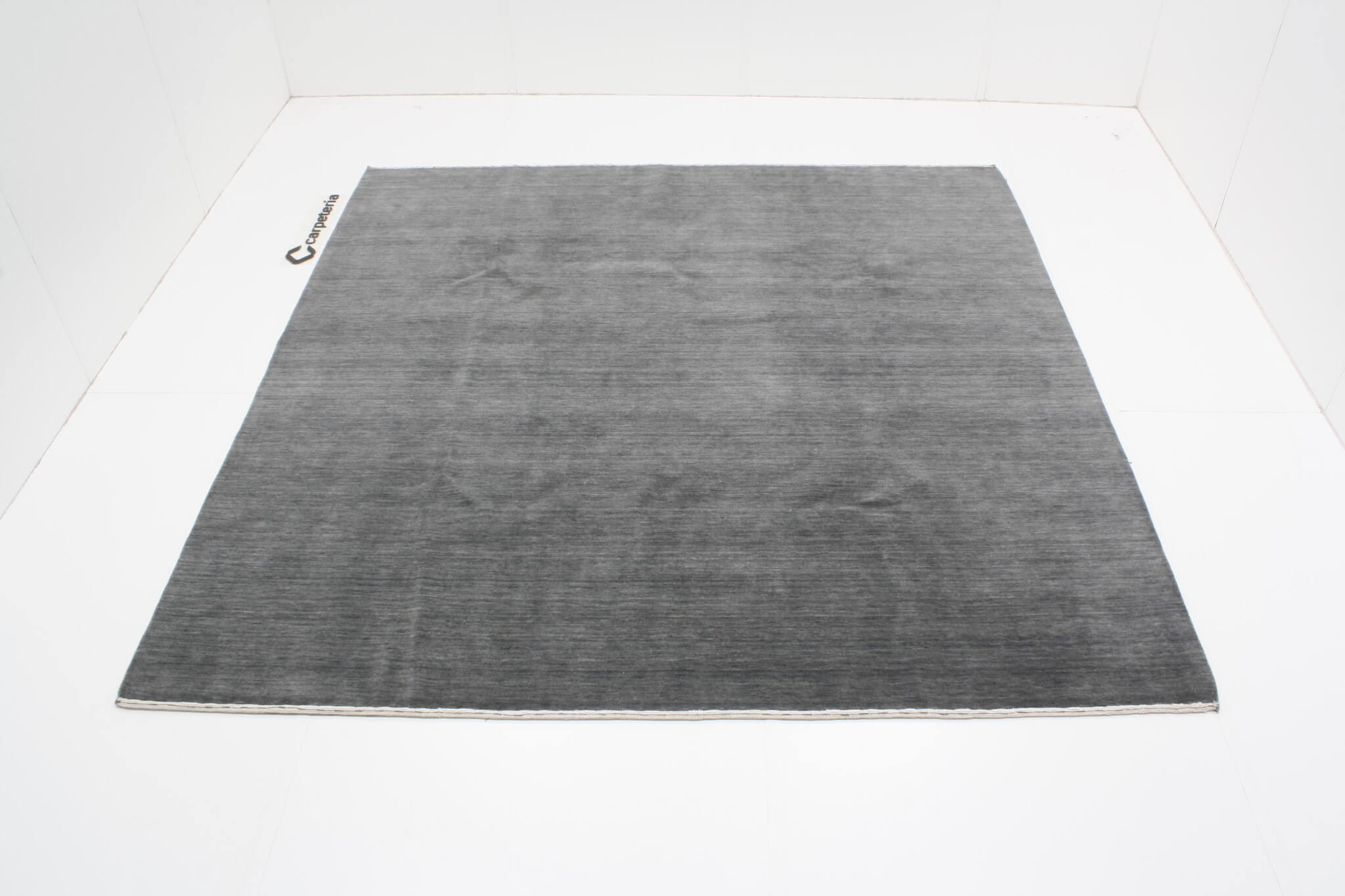 Modern rug Loribaft