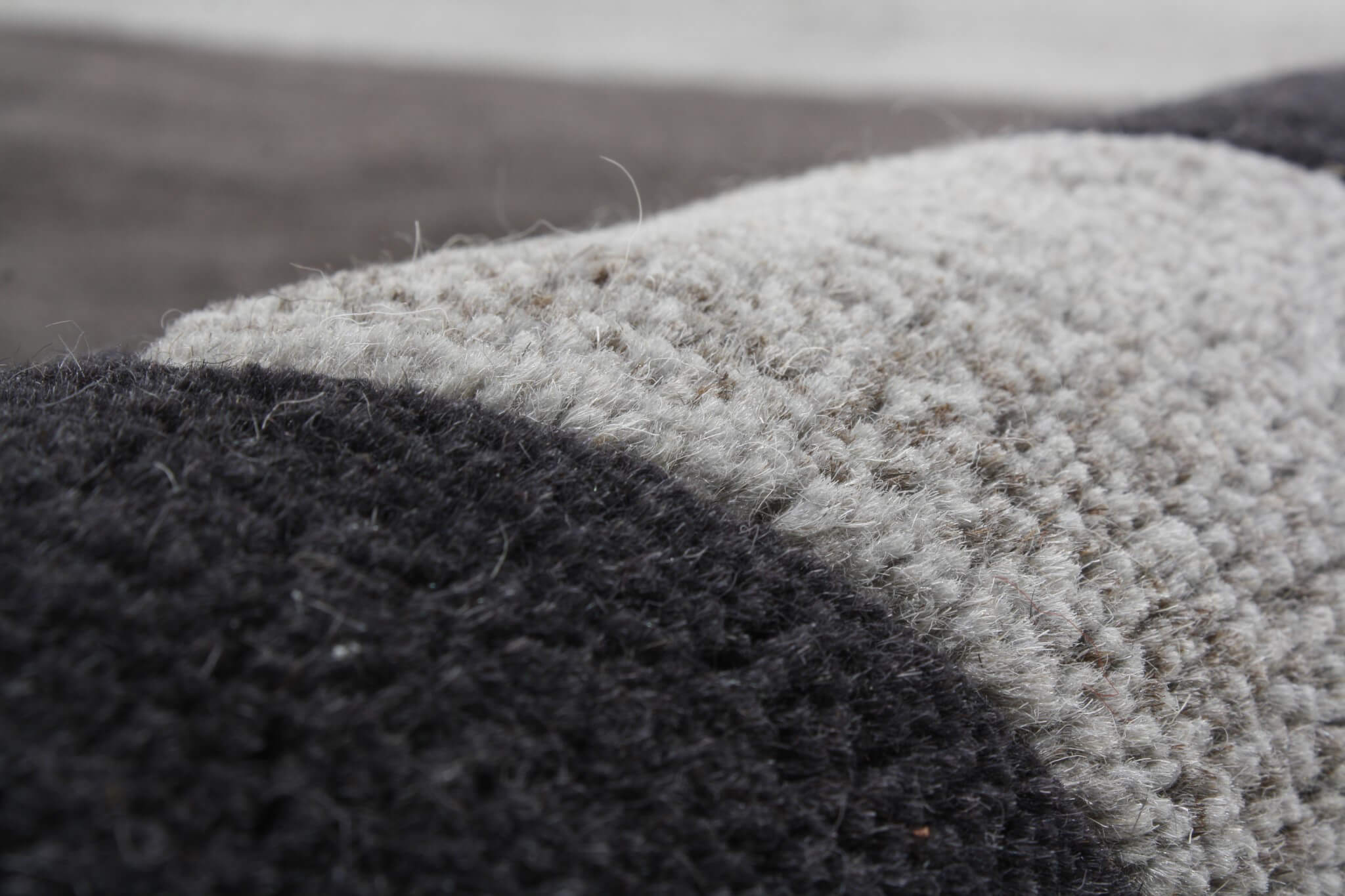 Modern rug Nepal Exclusive