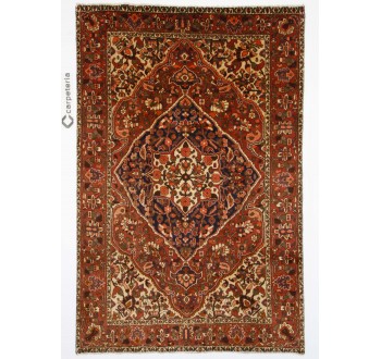 Persian rug Bakhtiar