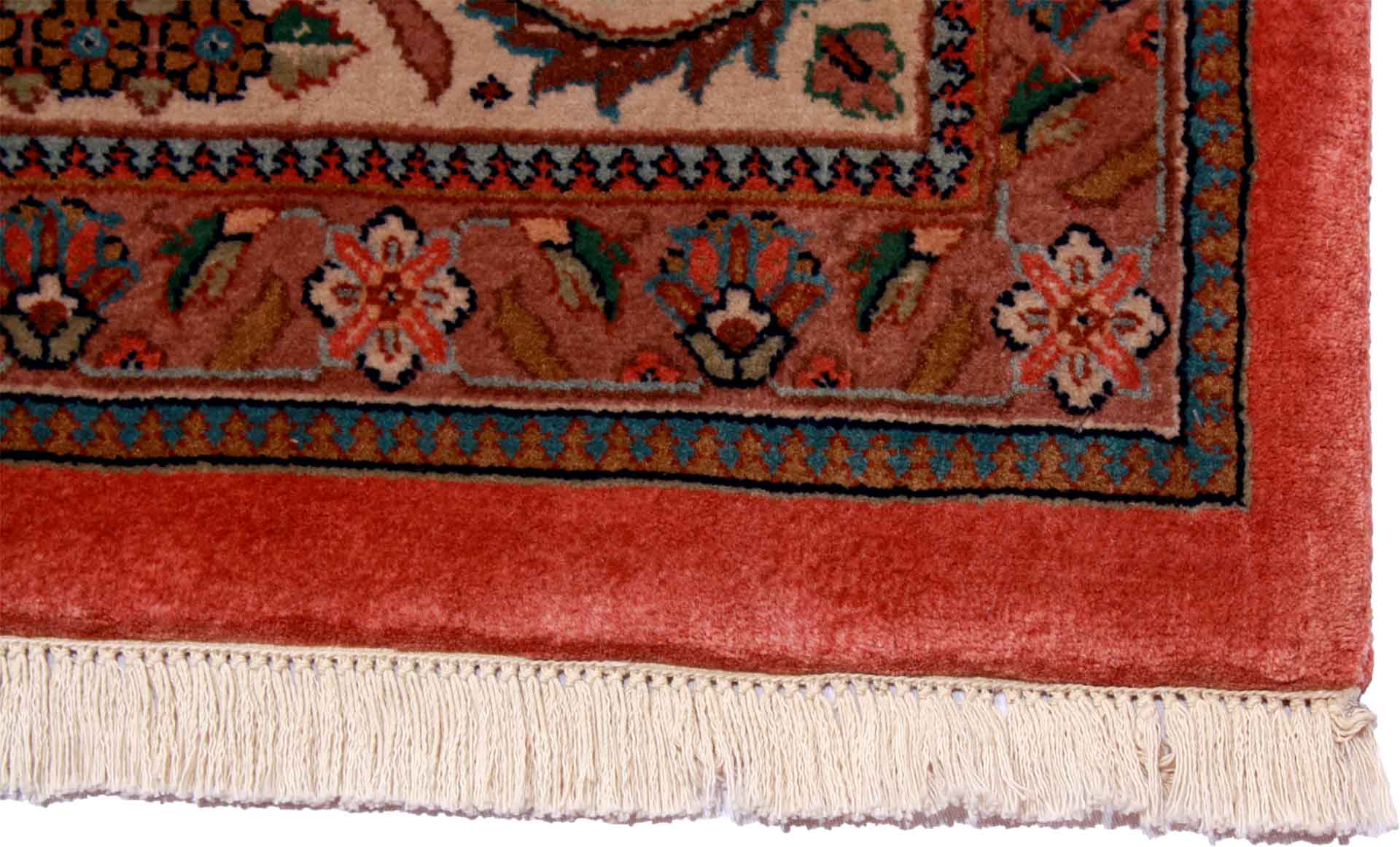 Orientální koberec Saruq Premium