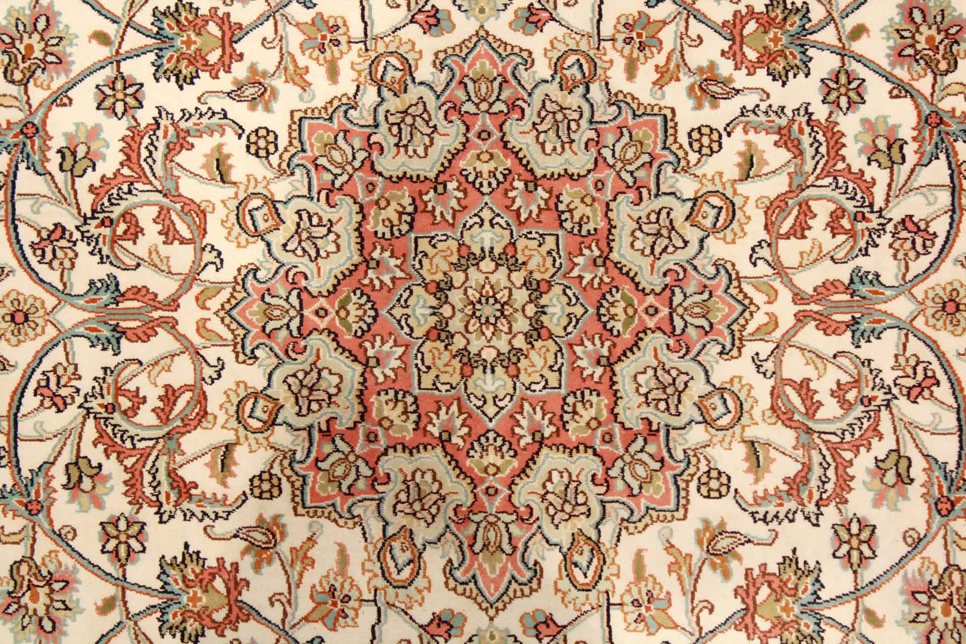 Oriental rug Kashmir Silk Royal