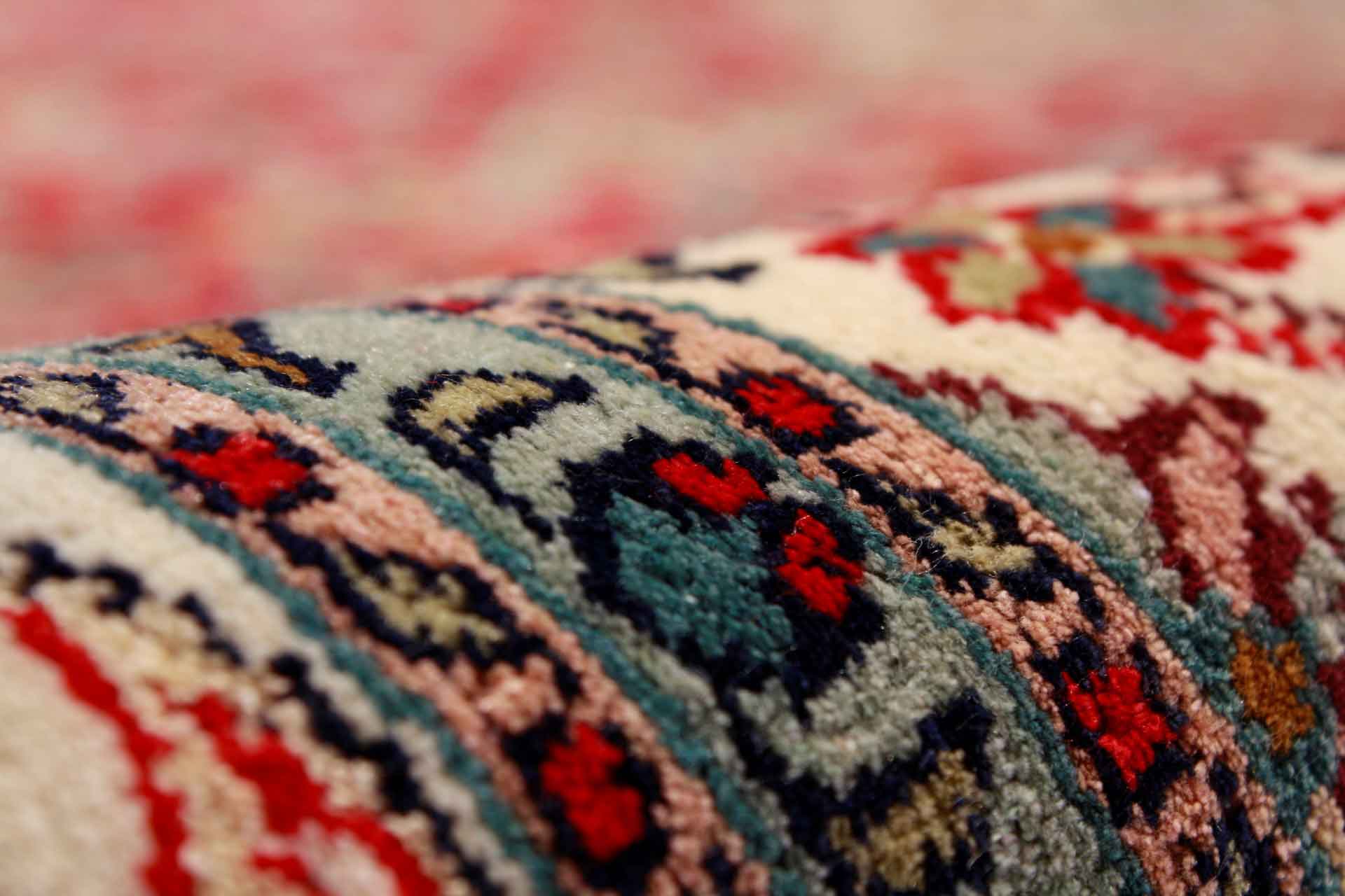 Oriental rug Kashmir Silk Exclusive
