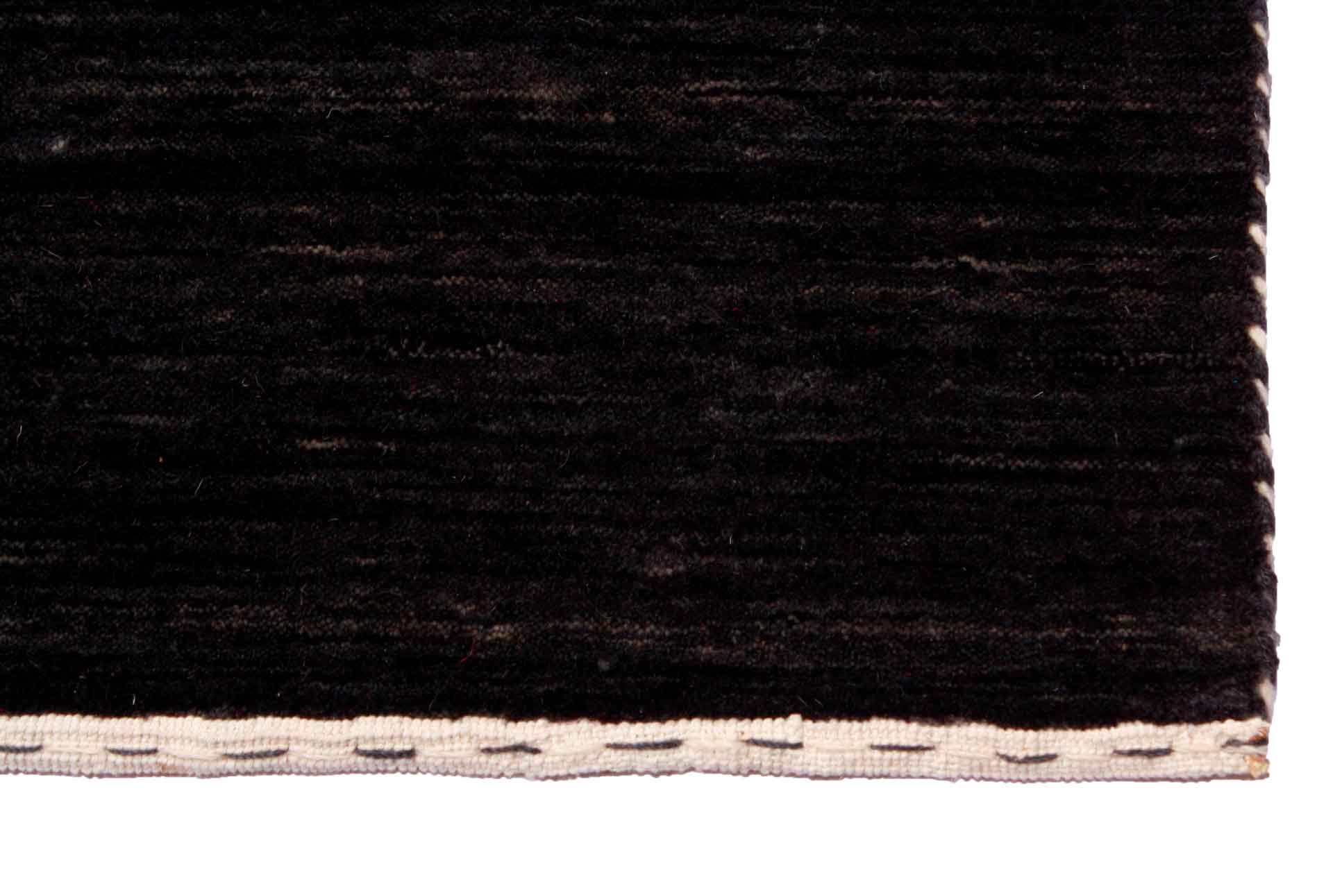 Modern rug Loribaft