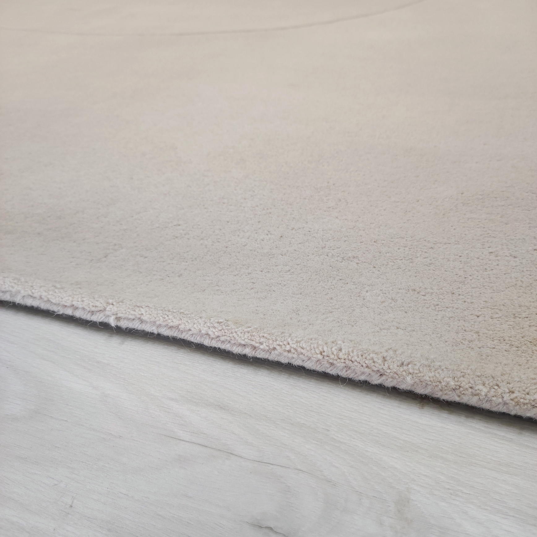 Modern Tuft