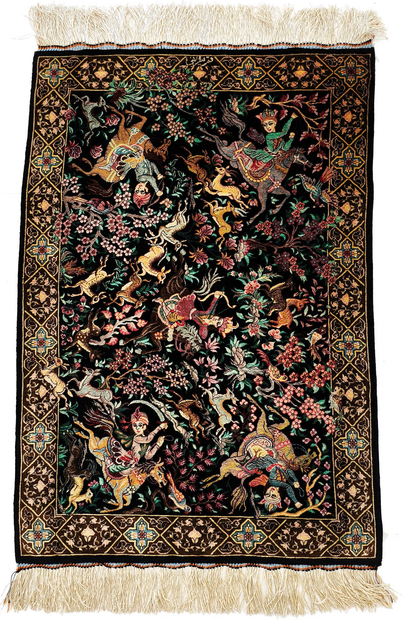 Qom Hedvábí Royal