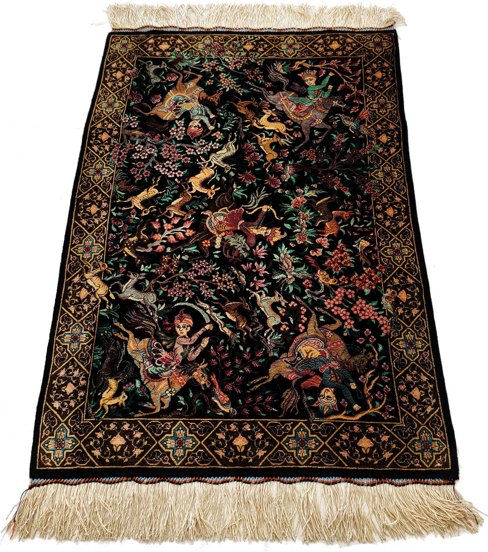 Qom Hedvábí Royal