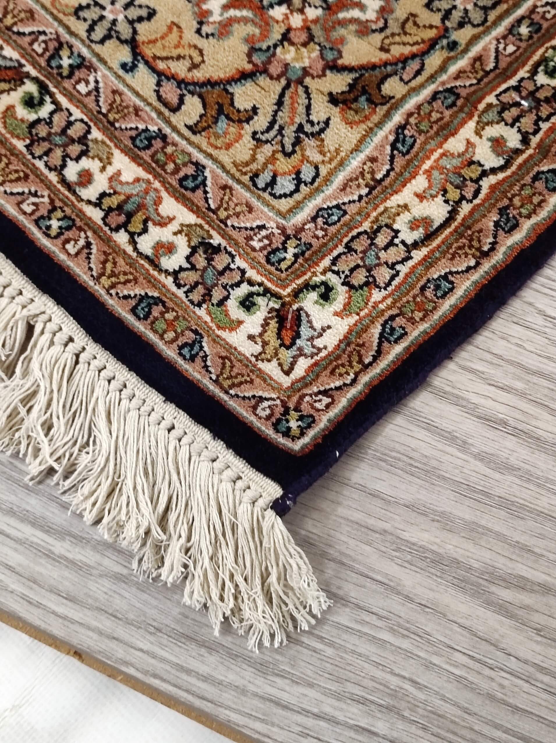 Oriental rug Kashmir silk Royal