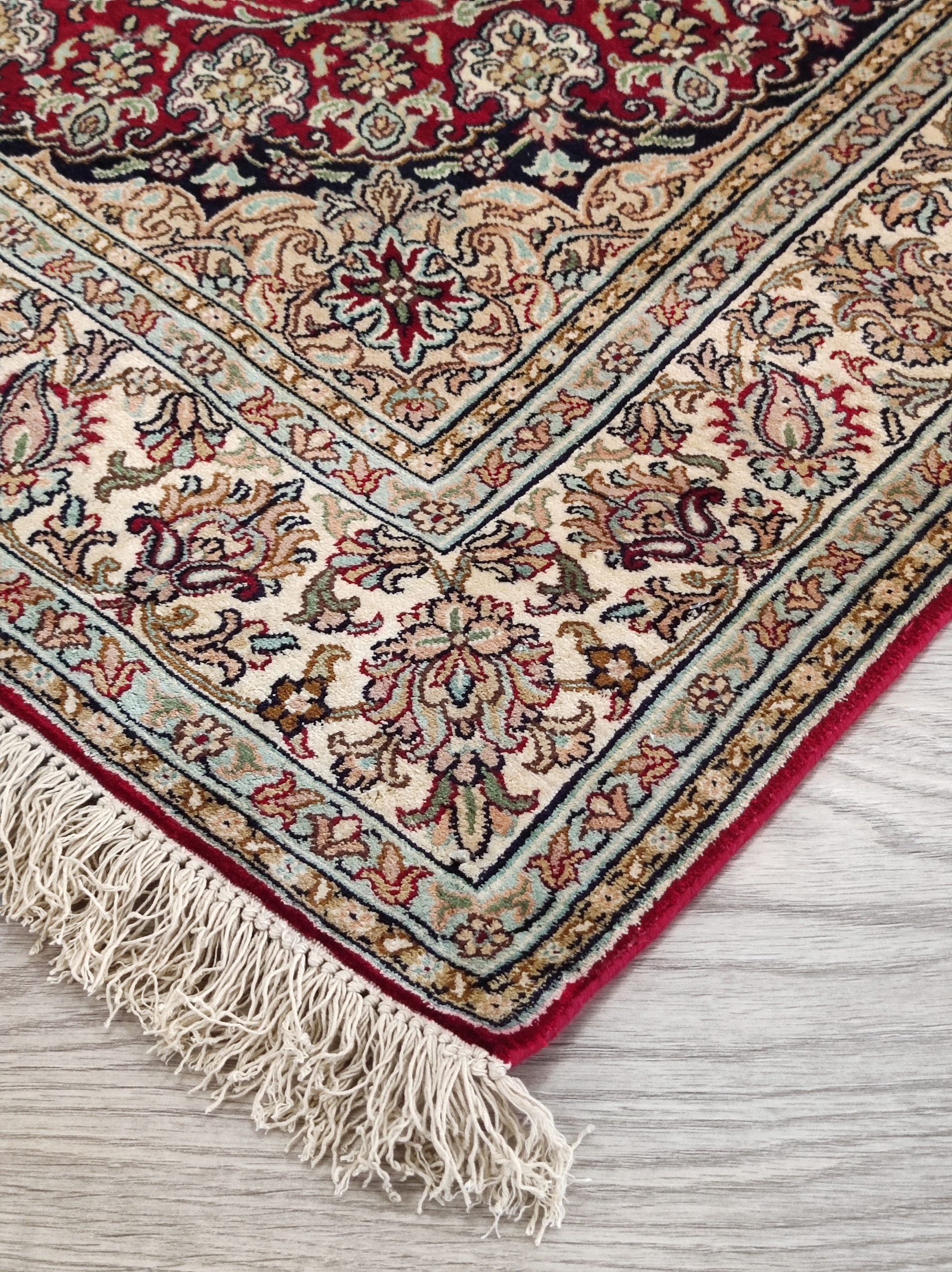 Oriental rug Kashmir silk Royal