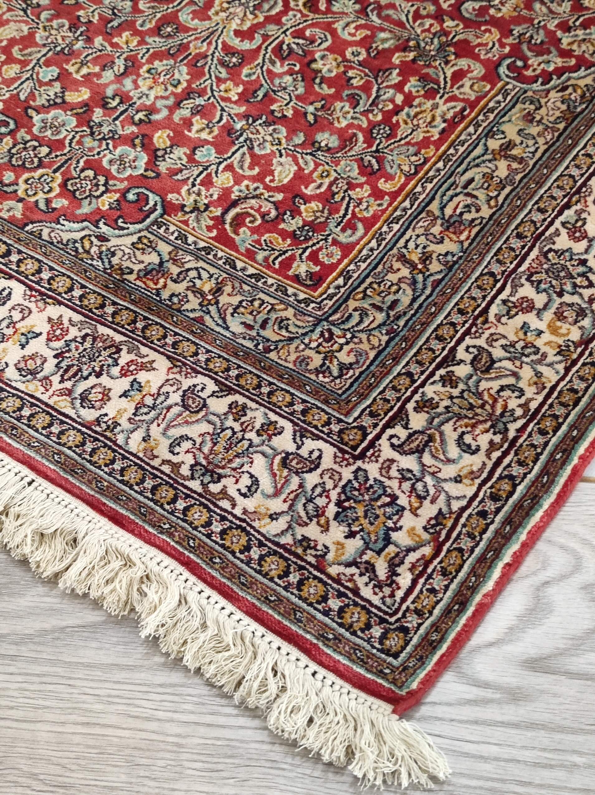 Oriental rug Kashmir silk Royal