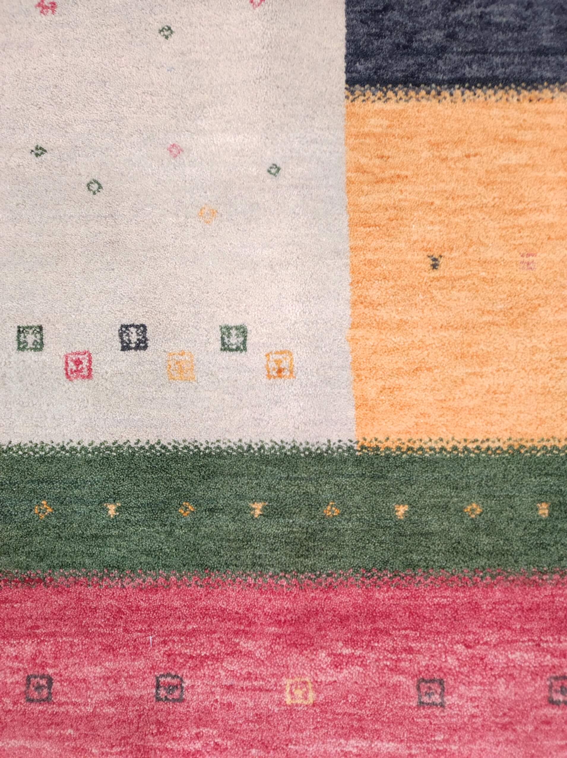 Moderní koberec Loribaft Royal