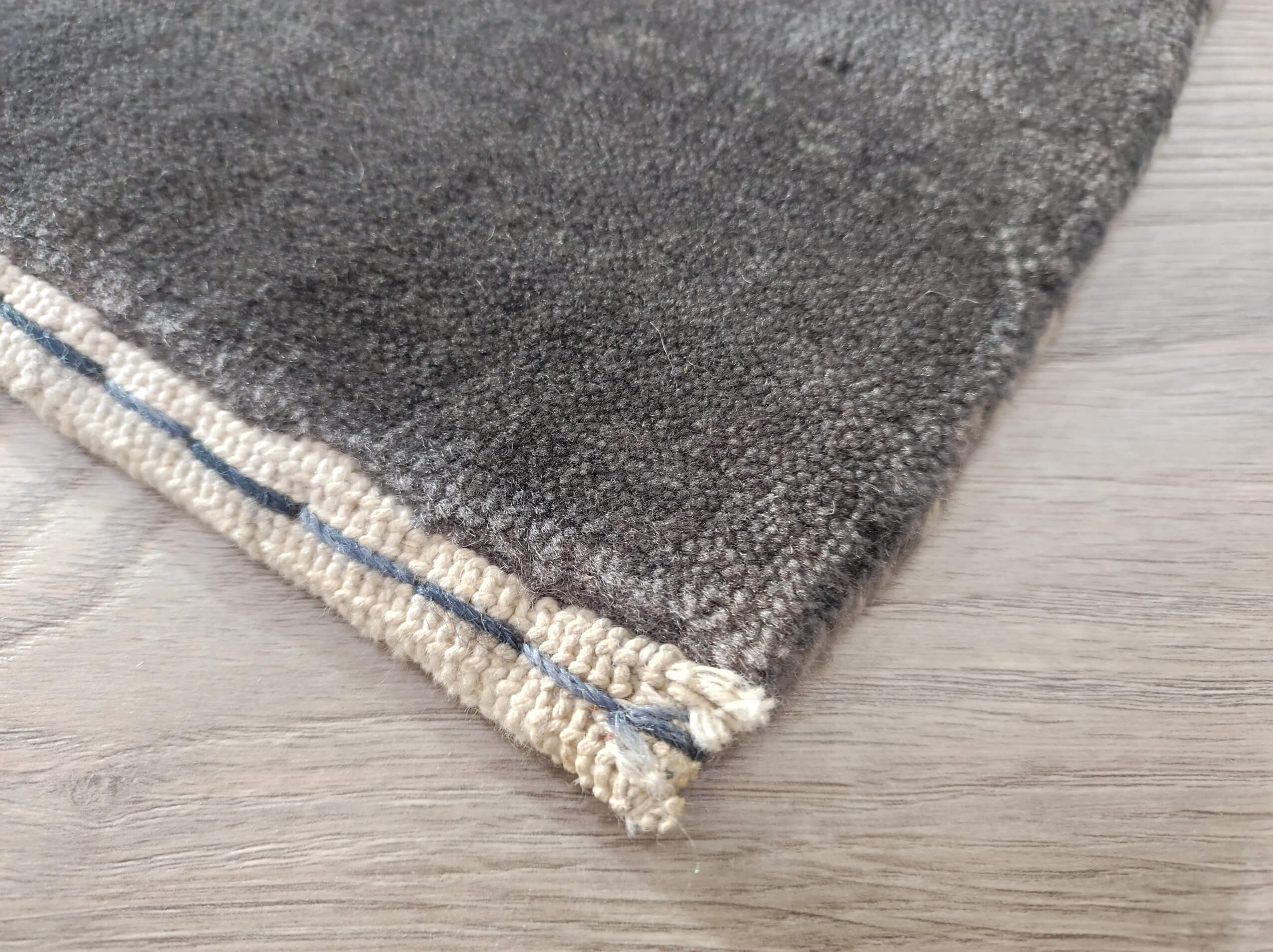 Moderní koberec Loribaft Exkluziv