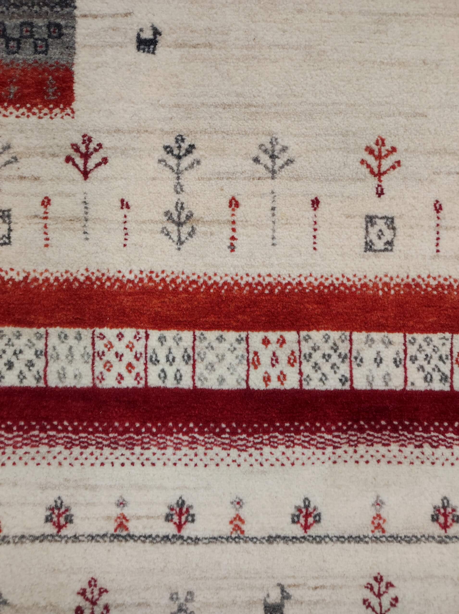 Moderní koberec Loribaft Royal