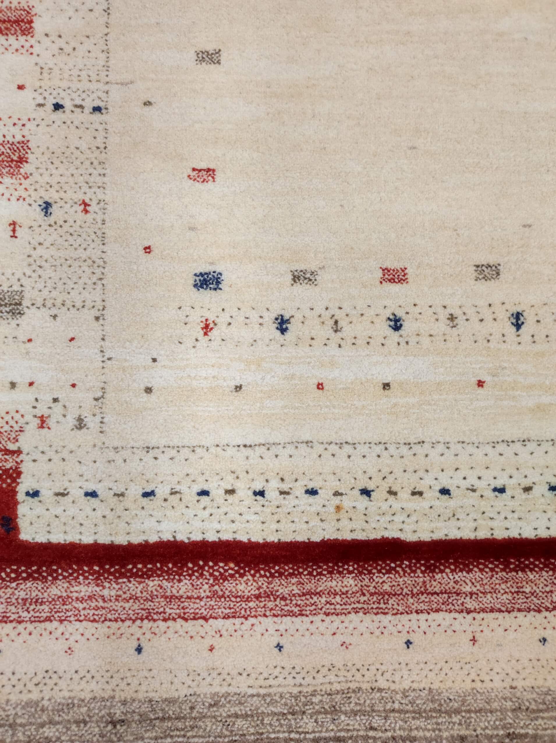 Moderní koberec Loribaft Royal