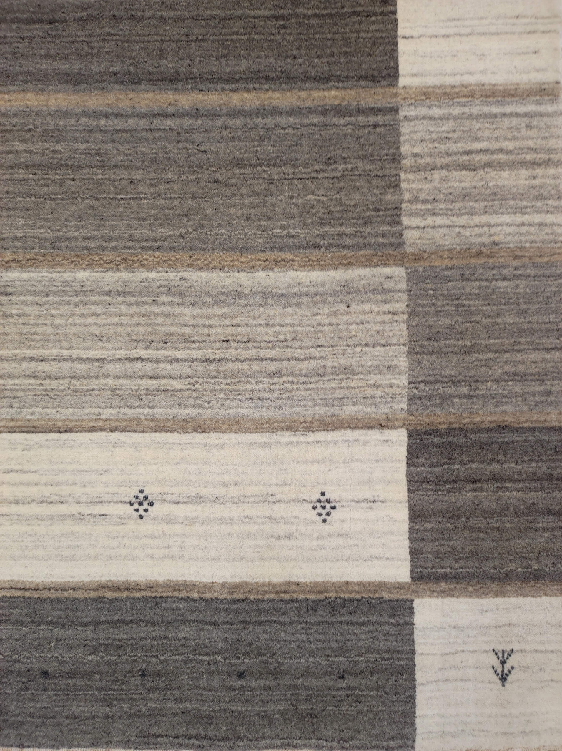 Moderní koberec Loribaft Exkluziv