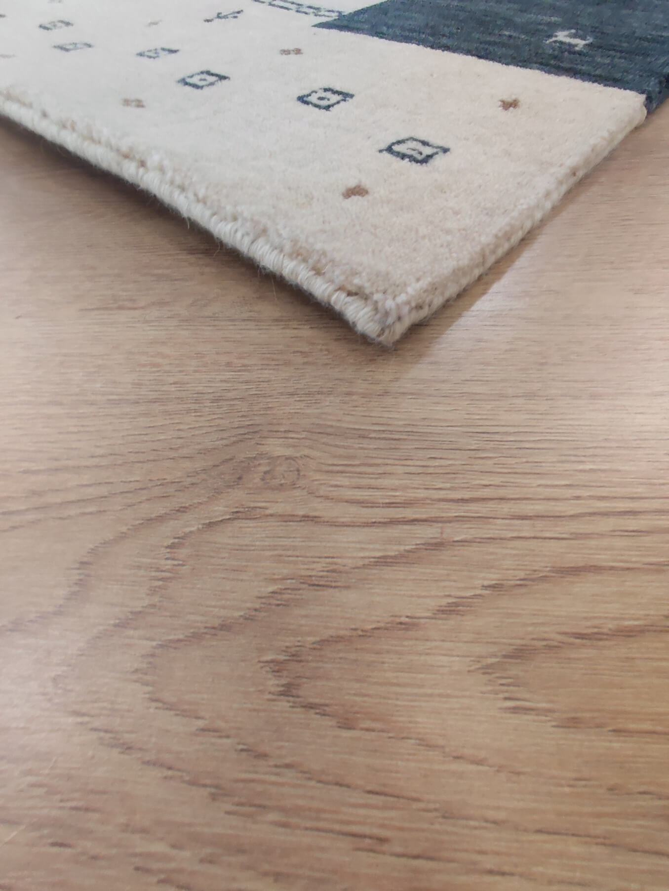 Moderní koberec Loribaft Exkluziv