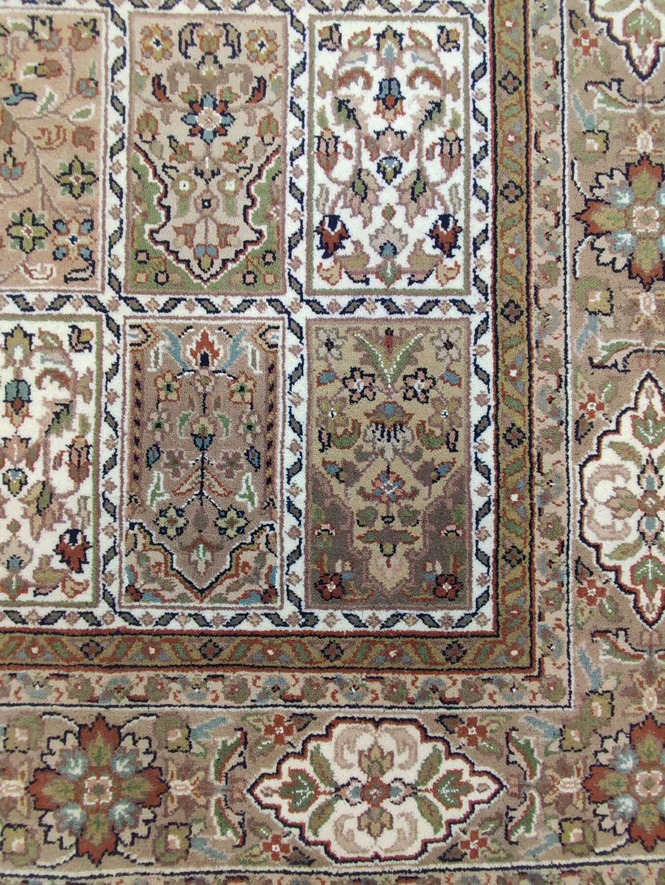 Oriental rug Qom Exclusive