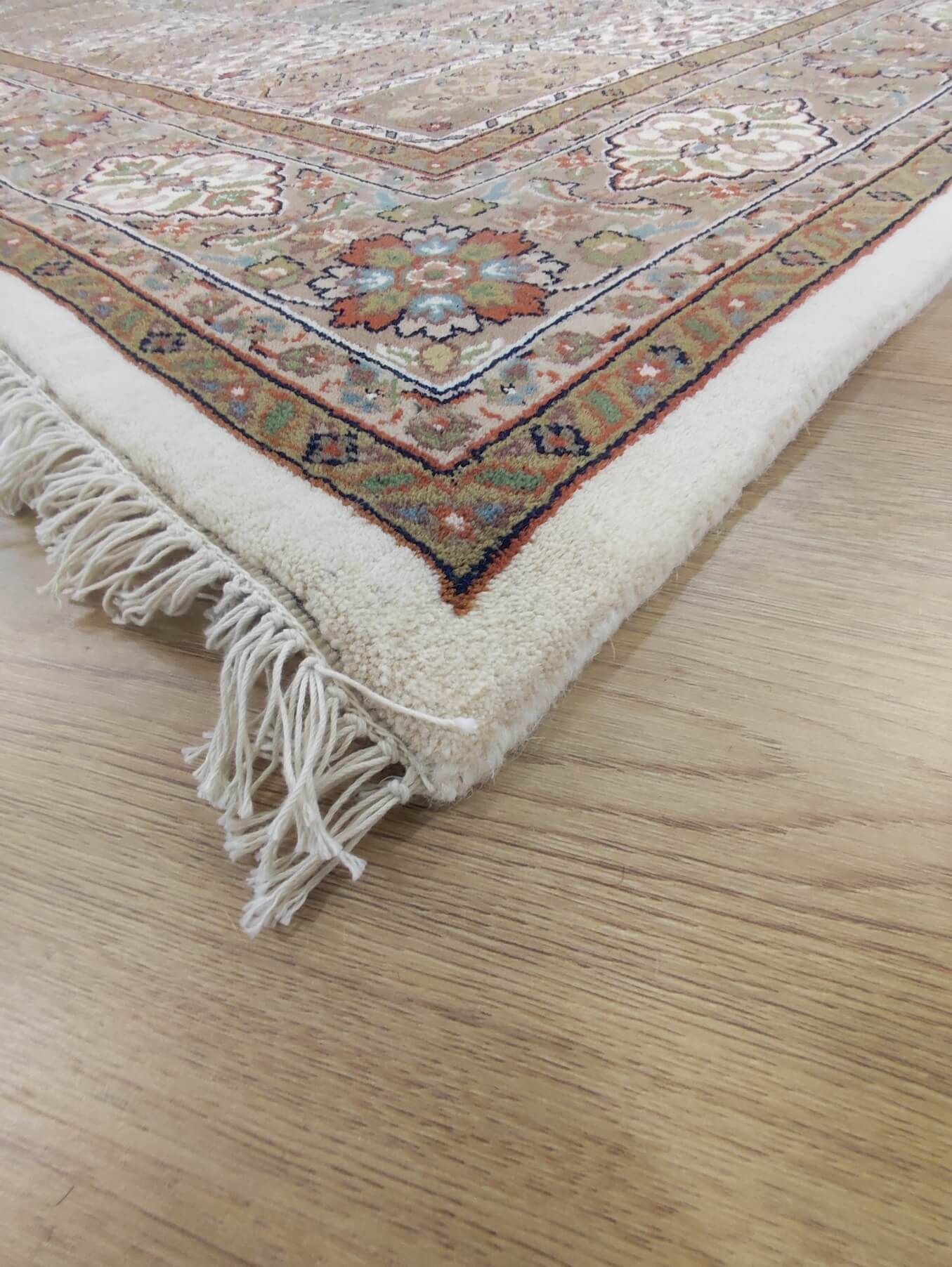 Oriental rug Qom Exclusive