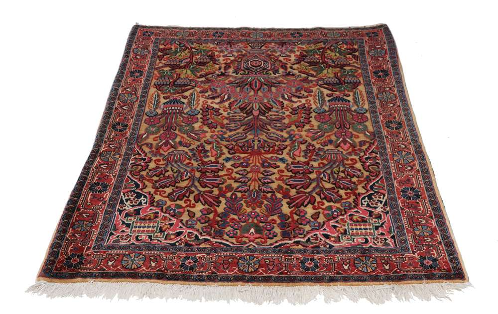 Persian rug Sarugh