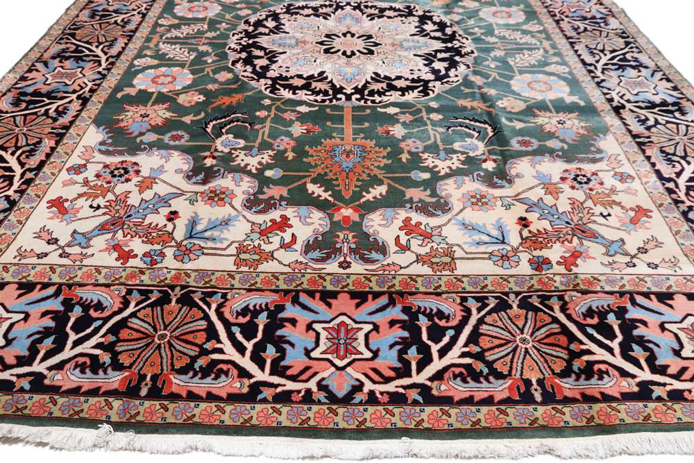 Persian rug Heriz