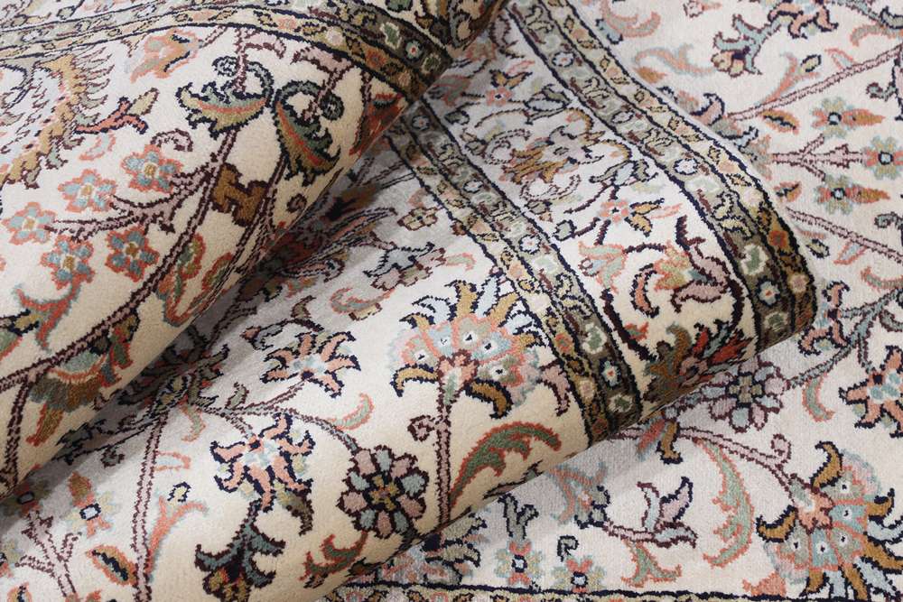 Oriental rug Kashmir