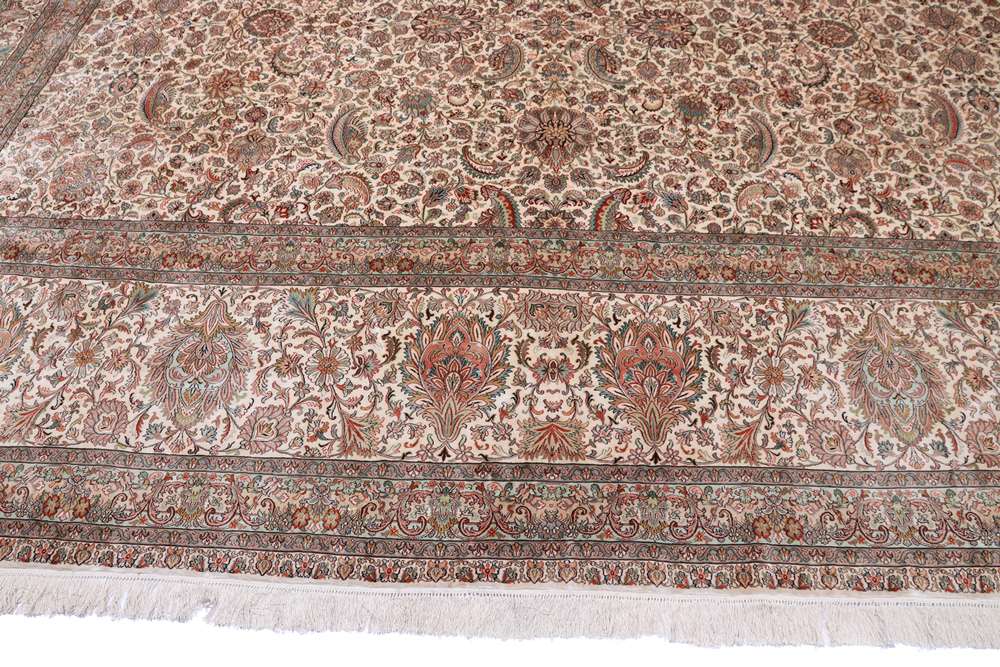 Oriental rug Kashmir
