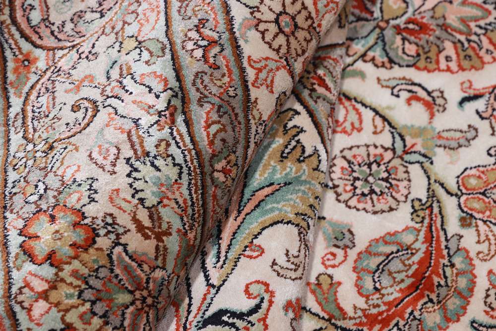 Oriental rug Kashmir