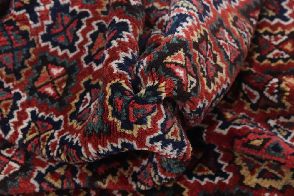Persian rug Gochan