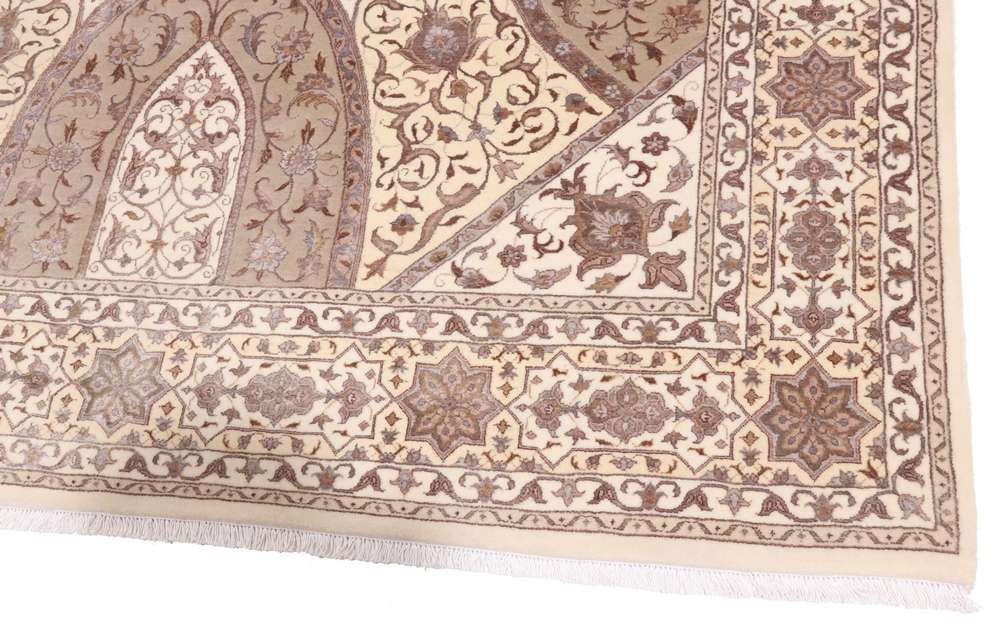 Oriental rug Tabriz