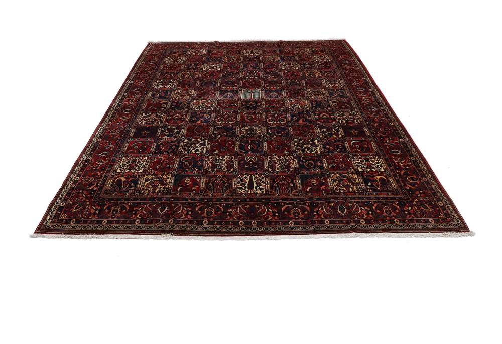 Persian rug Bakhtiar