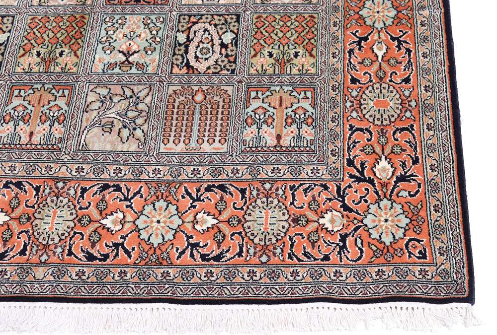 Oriental rug Kashmir