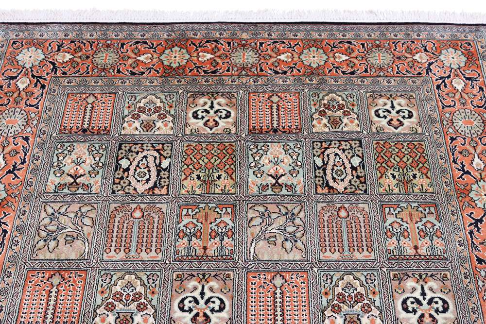 Oriental rug Kashmir