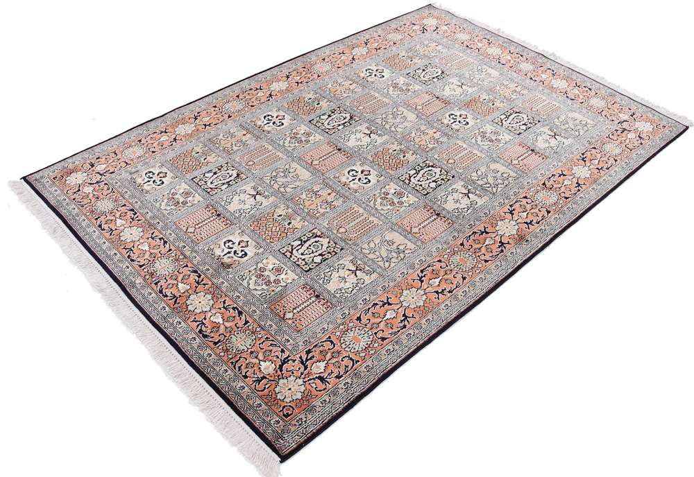Oriental rug Kashmir