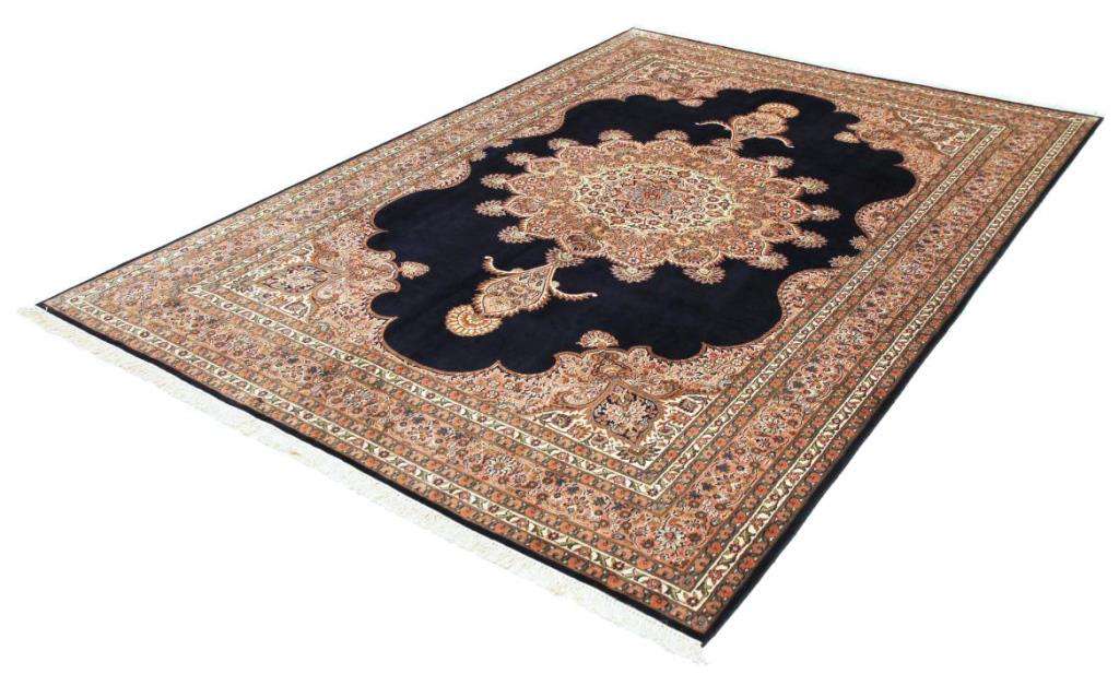 Oriental rug Kashmir