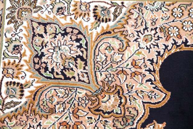 Oriental rug Kashmir