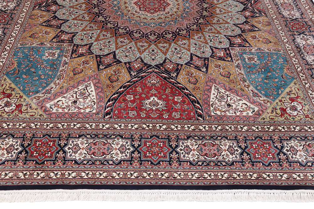 Oriental rug Kashmir