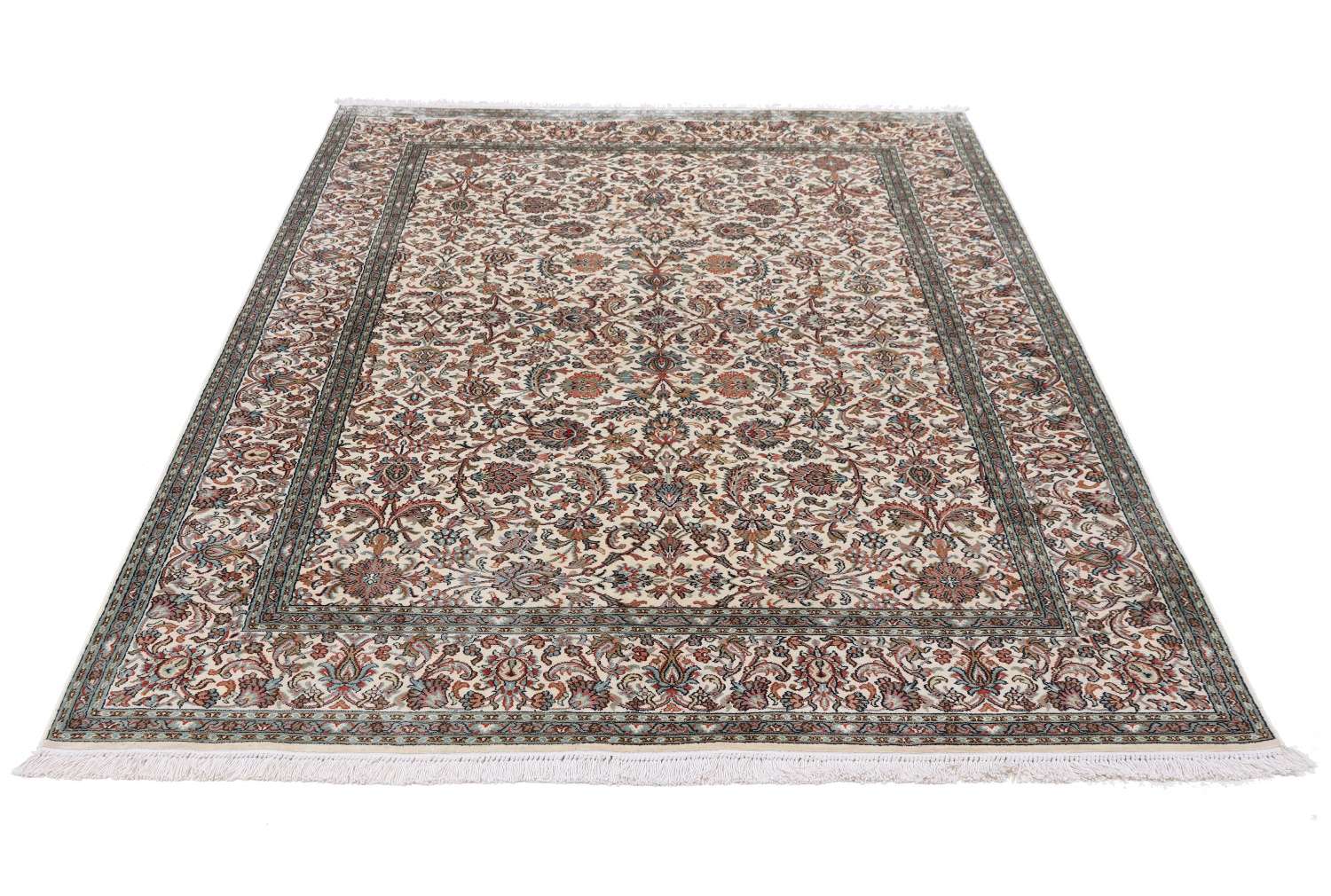 Oriental rug Kashmir