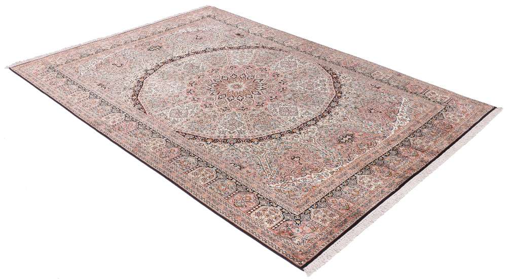 Oriental rug Kashmir