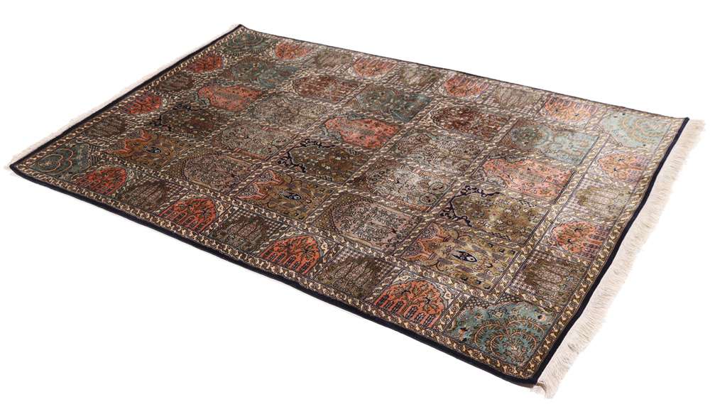 Oriental rug Kashmir
