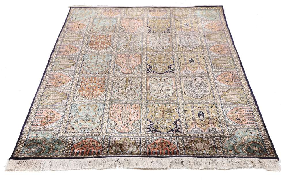Oriental rug Kashmir