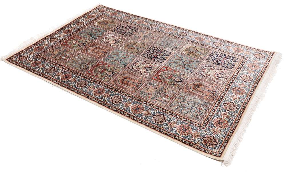 Oriental rug Kashmir