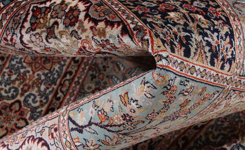 Oriental rug Kashmir