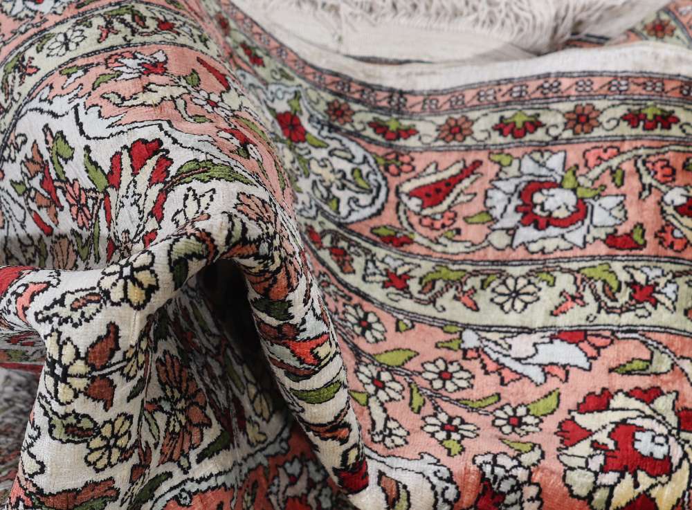 Oriental rug Hereke