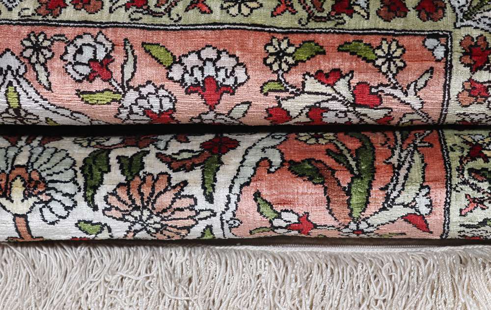 Oriental rug Hereke