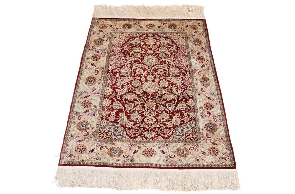 Oriental rug Hereke